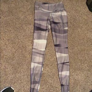 grey Nike leggings